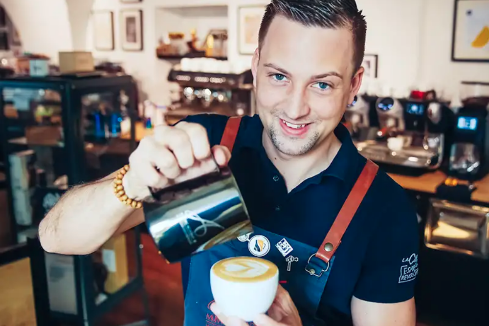 Latte-Art-Kurs Wien: Eine Kunst für sich