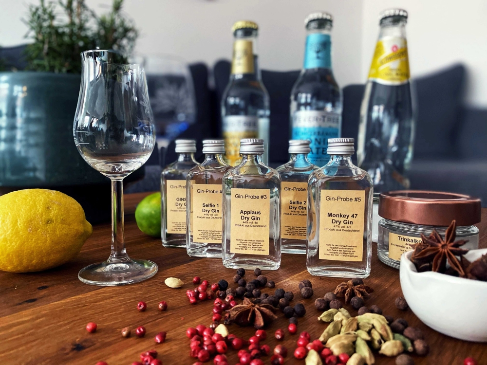 Gin Tasting at Home: How-to-make-your-own-gin@Home