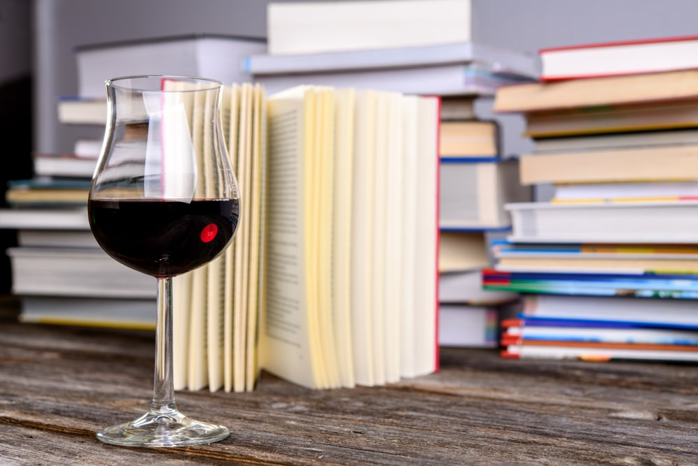 Lesung mit Weinprobe: Im Glas und zwischen den Zeilen