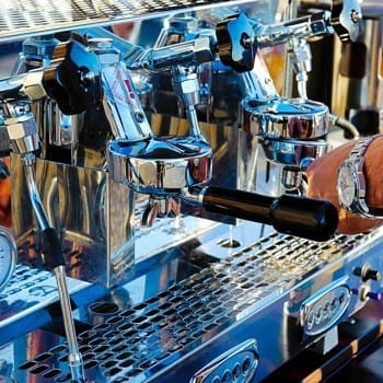 Dirk Beyer von den mobilen Coffee Angels aus Dortmund – Barista-Kurse