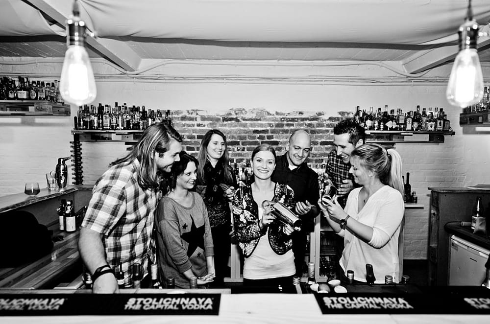 Kreative und spritzige Cocktailkurse in der Cocktailschule IN-LIVE von Markus Kern | Miomente Entdeckermagazin