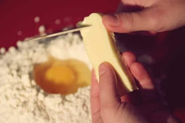 Miomente Weihnachtsrezepte für Cookies: Butter zerkleinern