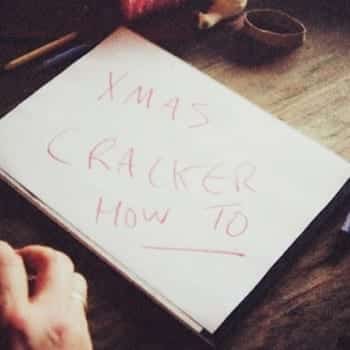 Im Entdeckermagazin findet ihr die Anleitung für lustige Cracker