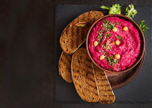 Rote-Bete-Hummus Entdeckermagazin Miomente