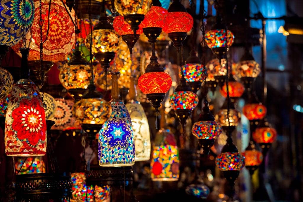 Orientalischer Basar - hier findet man die schönsten Tajinen