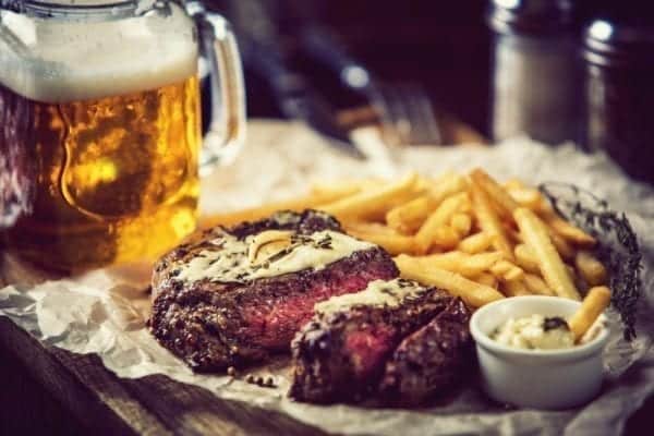 Bier-Quiz - Bier und Essen - Entdeckermagazin - Miomente