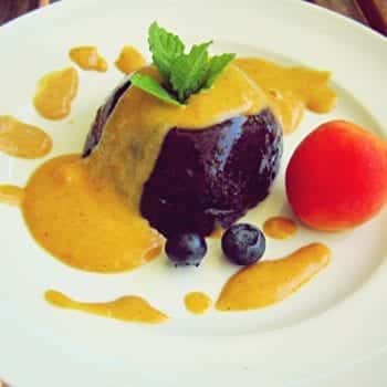 Vegane Kochkurse bei Silvia Lehmann aus Stuttgart - Heidelbeerdessert mit Aprikosen-Mandel-Sauce | Miomente Entdeckermagazin