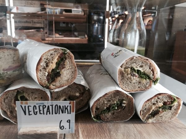 Kulinarischer Geheimtipp Helsinki - Brote in den Markthallen - Entdeckermagazin Miomente