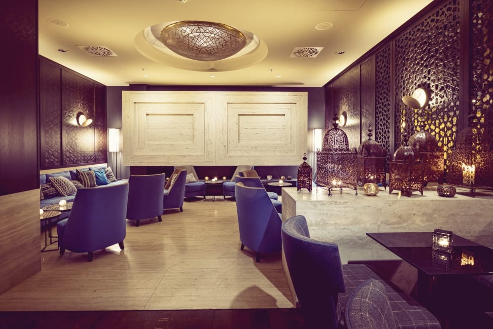 Location Sophia's Bar im "The Charles Hotel" in München - Spritzige und Fruchtige Cocktailkurse | Miomente Entdeckermagazin