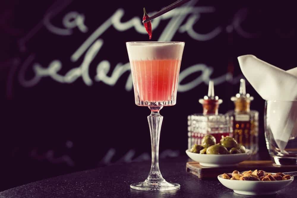 Location Sophia's Bar im "The Charles Hotel" in München - Spritzige und Fruchtige Cocktailkurse | Miomente Entdeckermagazin