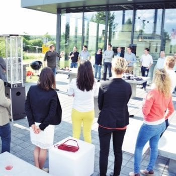 Exklusive Firmenevents und einzigartige Kochmomente bei "mein Kochstudio" in Stuttgart mit Profikoch Thomas Grau - Gemeinsam mit den Kollegen beim Firmenevent entspannen und genießen | Miomente Entdeckermagazin