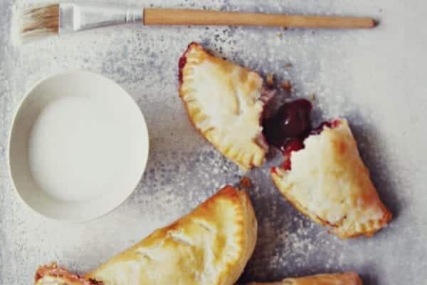 Kochbuch Barcomi's Backschule von Cynthia Barcomi – Süße Rezepte vom Grundteig bis zur eigenen Kreation | Miomente Entdeckermagazin