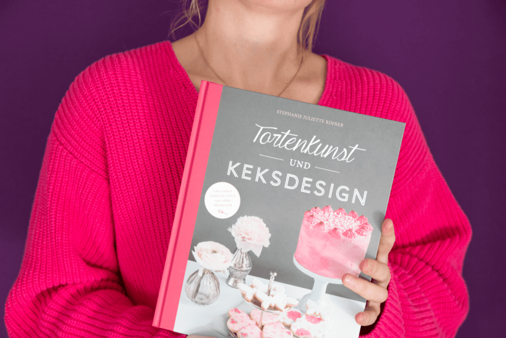 Backbuch Stephanie Rinner – Tortenkunst und Keksdesign - Entdeckermagazin Miomente