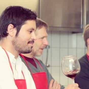 Fleisch- & Grillkurse bei Stefan Becker in der Kochschule "Die Pfannenfreunde" München – Steaks, Grillen und BBQ | Miomente Entdeckermagazin