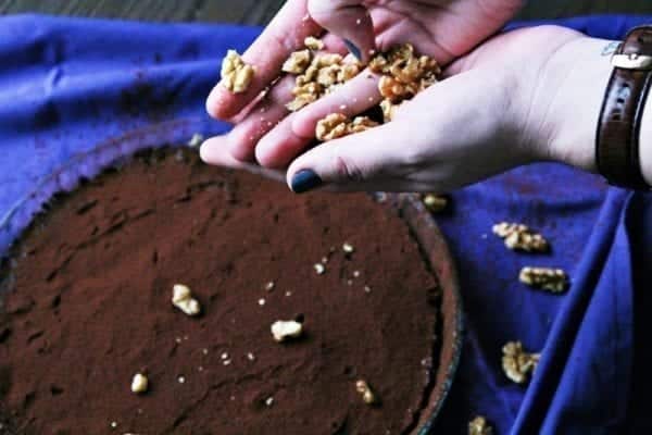 Rezept für einen saftigen Schokoladekuchen mit roter Bete, Feigen und Walnüssen – Rezept für Clean Eating oder Paleo | Miomente Entdeckermagazin