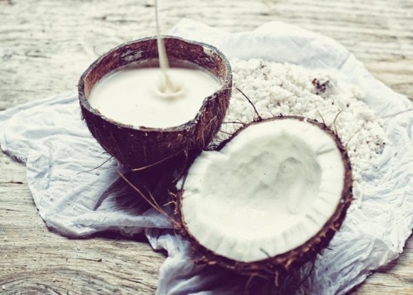Kokosnussprodukte - Kokosfleisch und Kokosmilch - Entdeckermagazin - Miomente