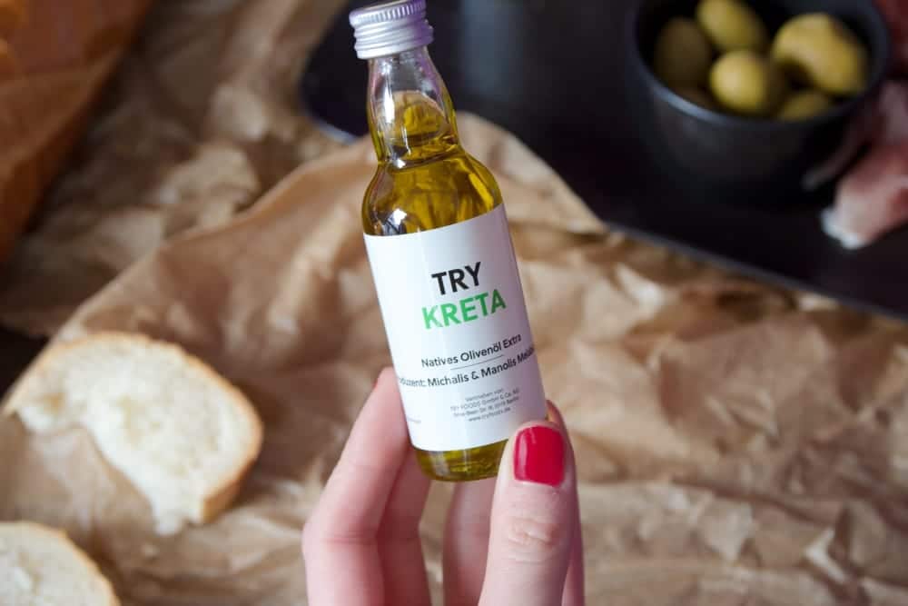 2. Olivenöl: Kreta. Ein mildes Öl von den Brüdern Melabianakis. Das Öl ist zu 100 % aus der Sorte Psiloelies gepresst.