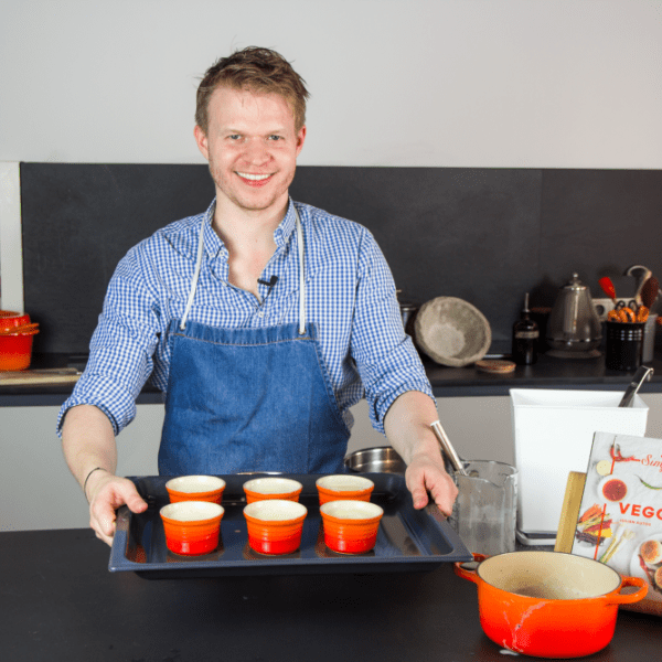Rezept-Video: Crème brûlée selber machen – Julian Kutos Wien| Entdeckermagazin Miomente