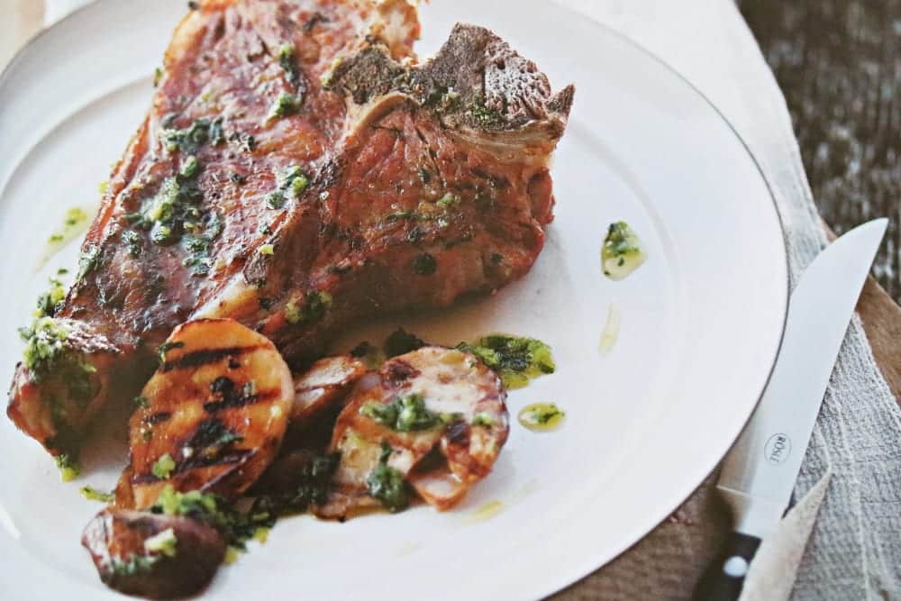 Blick ins Buch: Love, Grill & Chill – tolle Rezepte von Rösner und Frank Heppner – feiner Fleischgenuss vom Rost | Entdeckermagazin Miomente