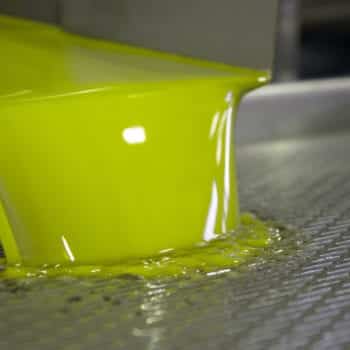 Öl und Wasser werden getrennt