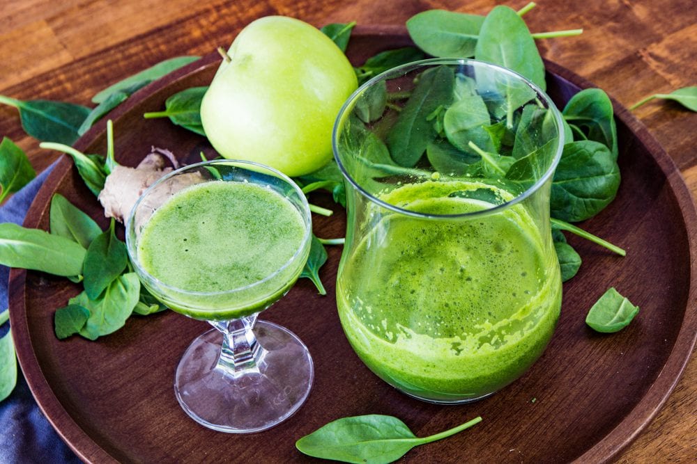 Rezept für einen grünen Ingwer-Shot mit Spinat & Apfel | Miomente Entdeckermagazin