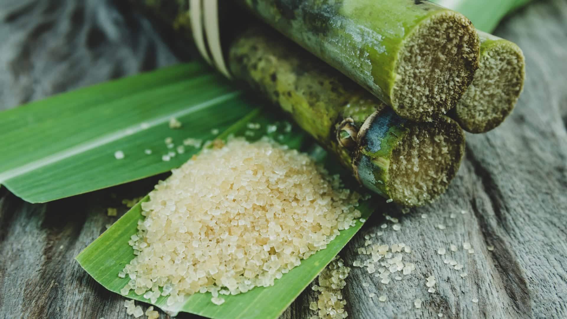 Сахарный тростник содержит 9. Сахарный тростник сахар. Сахарный тростник в Индии. Сахарный тростник в Бразилии. Сырец сахарного тростника.