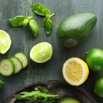 Avocado, Gurke, Limette für das Tunatartar