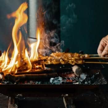 Gegrillte Zitronengrasspieße