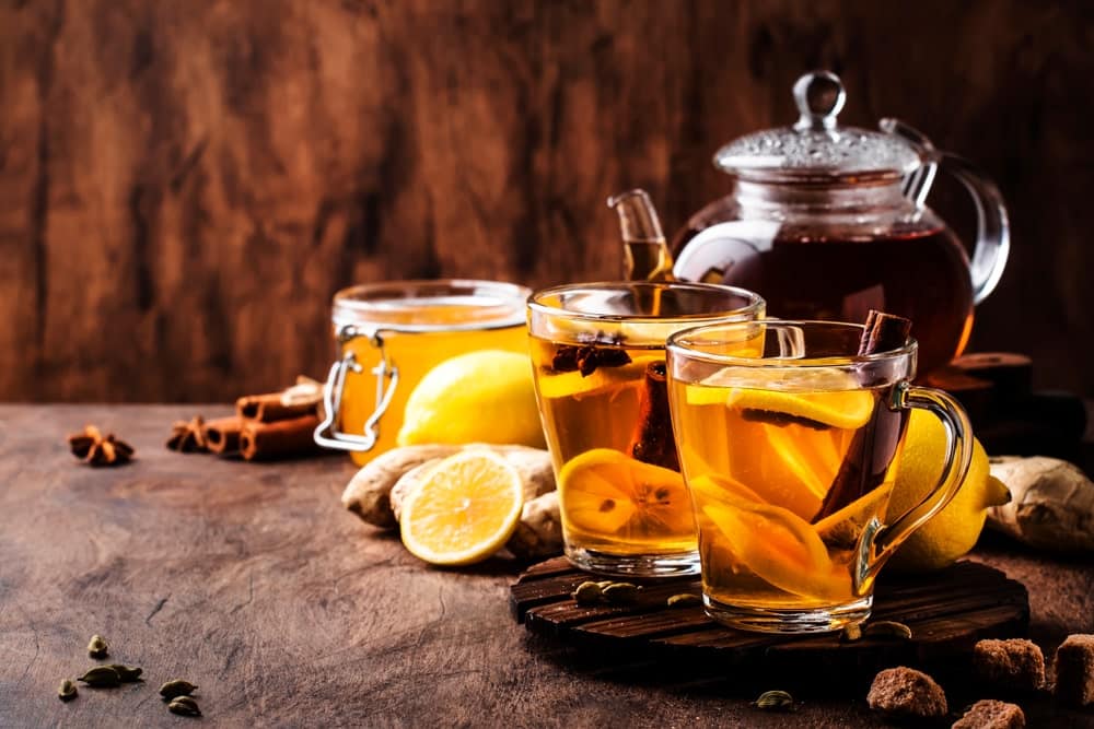 Ingwertee mit Zimt und Kardamom