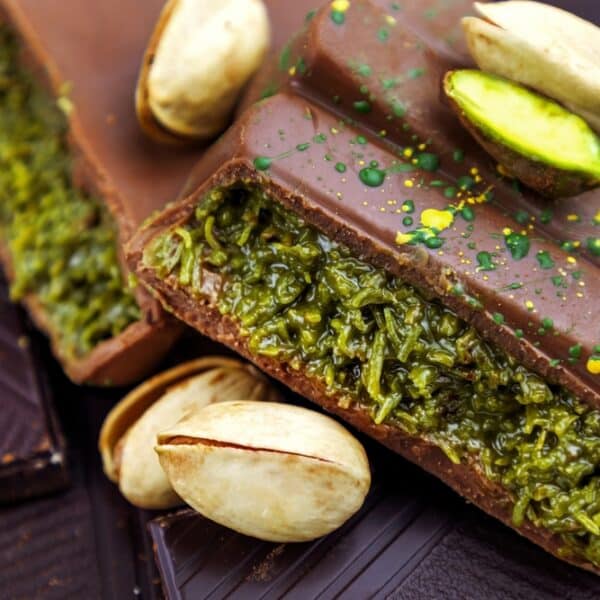 Dubai-Schokolade mit Pistazienfüllung und Engelshaar