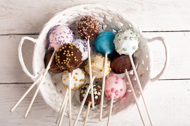 Online Backkurs – Cakepops in Korb