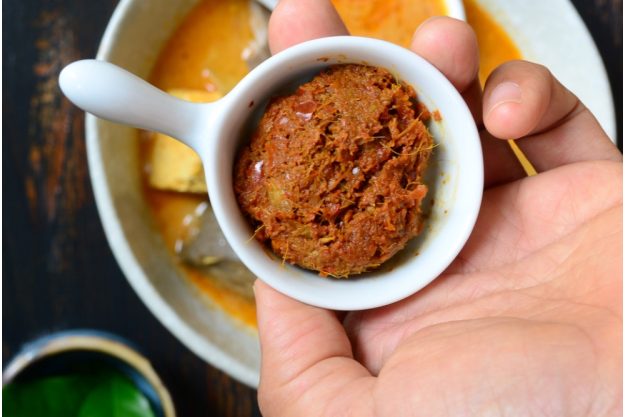 Thai-Kochkurs Köln – Kanoon Curry Paste