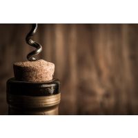 Weinprobe Ludwigsburg – Weinflasche öffnen