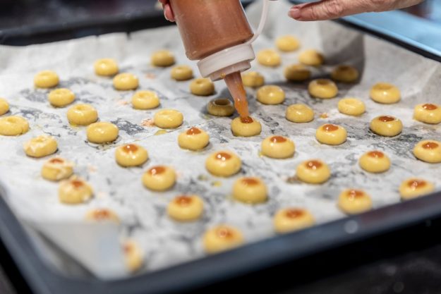 Online-Backkurs Julian Kutos, die besten Plätzchen zu Weihnachten