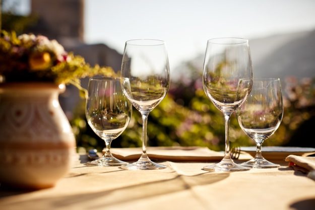 Weinprobe Frankfurt - Terrasse am Weinberg