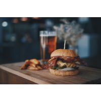 Burger-Kochkurs Frankfurt – Burger und Bier