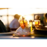 Cocktail-Tasting in Frankfurt – Abendlicht