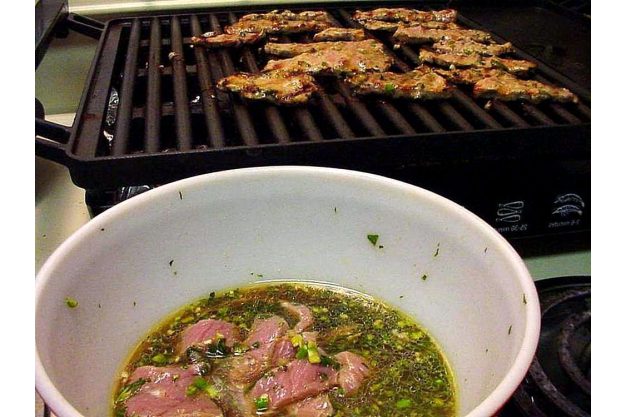 Fleisch in der Marinade
