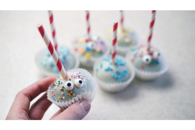 Kinder-Backkurs Mannheim: Krümelmonster-Cakepops