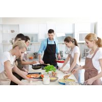 Junggesellenabschied mit Kochkurs  – in der Kochschule