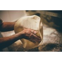 Online Kochkurs Pizza: Pizzen formen