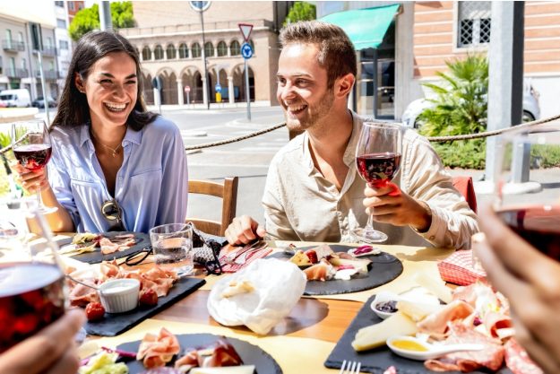 Kochkurs Augsburg – zusammen essen und Wein trinken