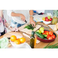 Junggesellenabschied mit Kochkurs  – Gemüse schnippeln