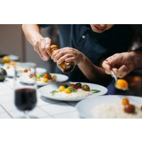 Mediterraner Kochkurs Augsburg – Risotto würzen