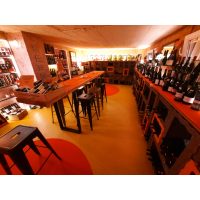 Der Tasting Table im WeinWohnZimmer