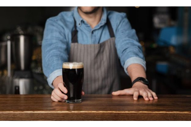 Bierführung Heidelberg – Bier an der Theke