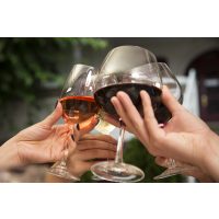 Kulinarische Stadtführung Düsseldorf – anstossen mit Wein