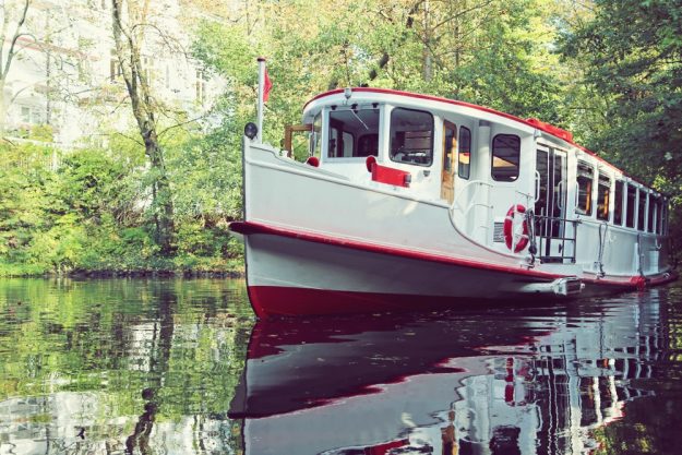 Kulinarische Stadtführung Hamburg – Schifffahrt auf der Binnenalster