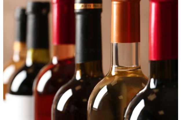 Weinseminar Düsseldorf: Genießer in der Vinothek