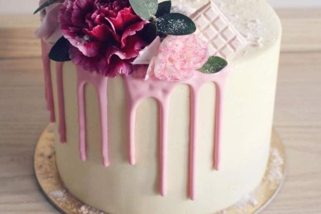 Torten-Kurs Essen – Dripcake mit Blumen